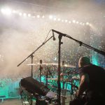 Sängerin Irina Kühn beim Lichterfest auf der 107.7 Bühne
