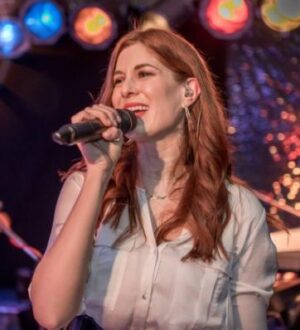 Irina Kühn live on stage in Asperg // © Werner Ottens