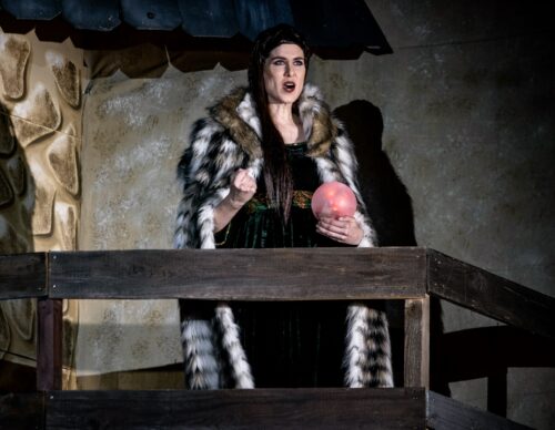Sängerin Irina Kühn als Darstellerin im Musical "Artus - Excalibur"
